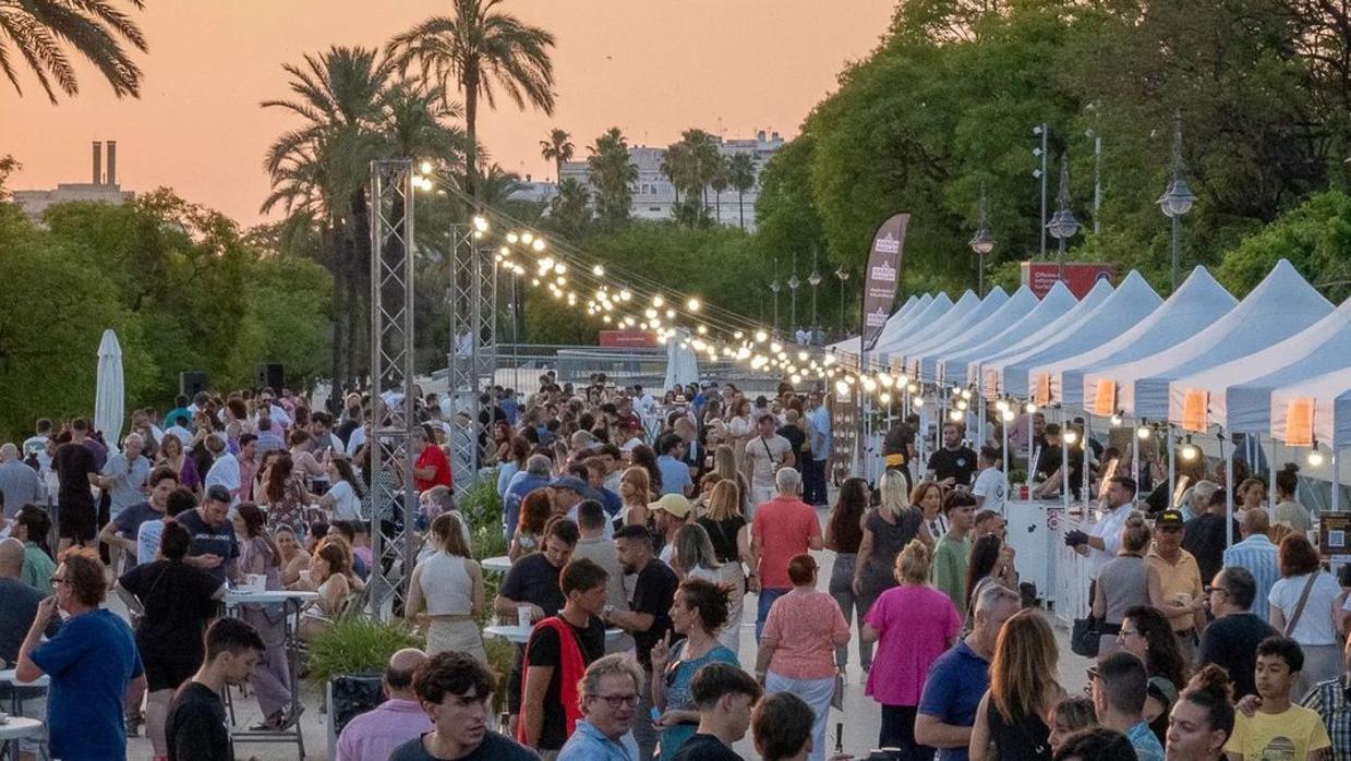 &#039;Con dos panes y un pico&#039;: el festival de la ensaladilla y el montadito regresa a Sevilla