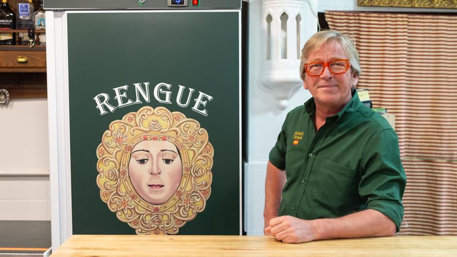 Ángel Ramos (Rengue Triana): «Mientras esté el bar abierto estoy yo; que me voy al Rocío o a la playa, se cierra»