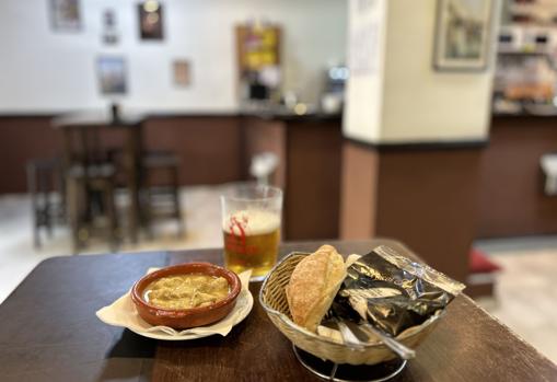 La barra del Guadiana, la sucursal trianera del antiguo bar de la calle Feria