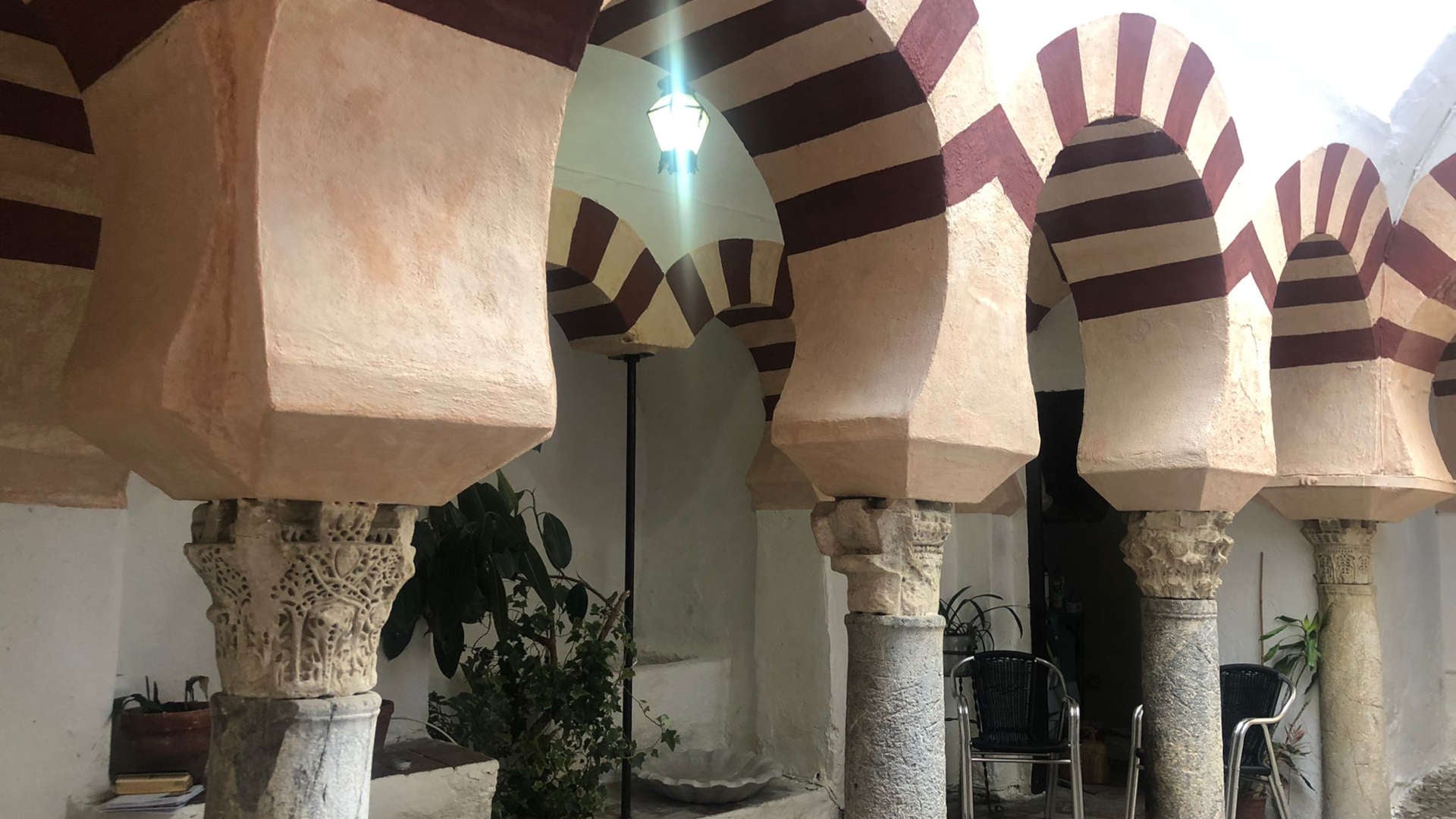 Doble de Cepa empieza un proyecto gastronómico en unos baños árabes