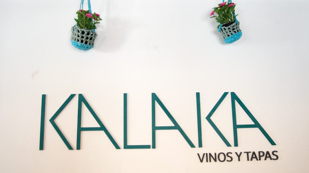 Kalaka VInos y Tapas en Huelva. 