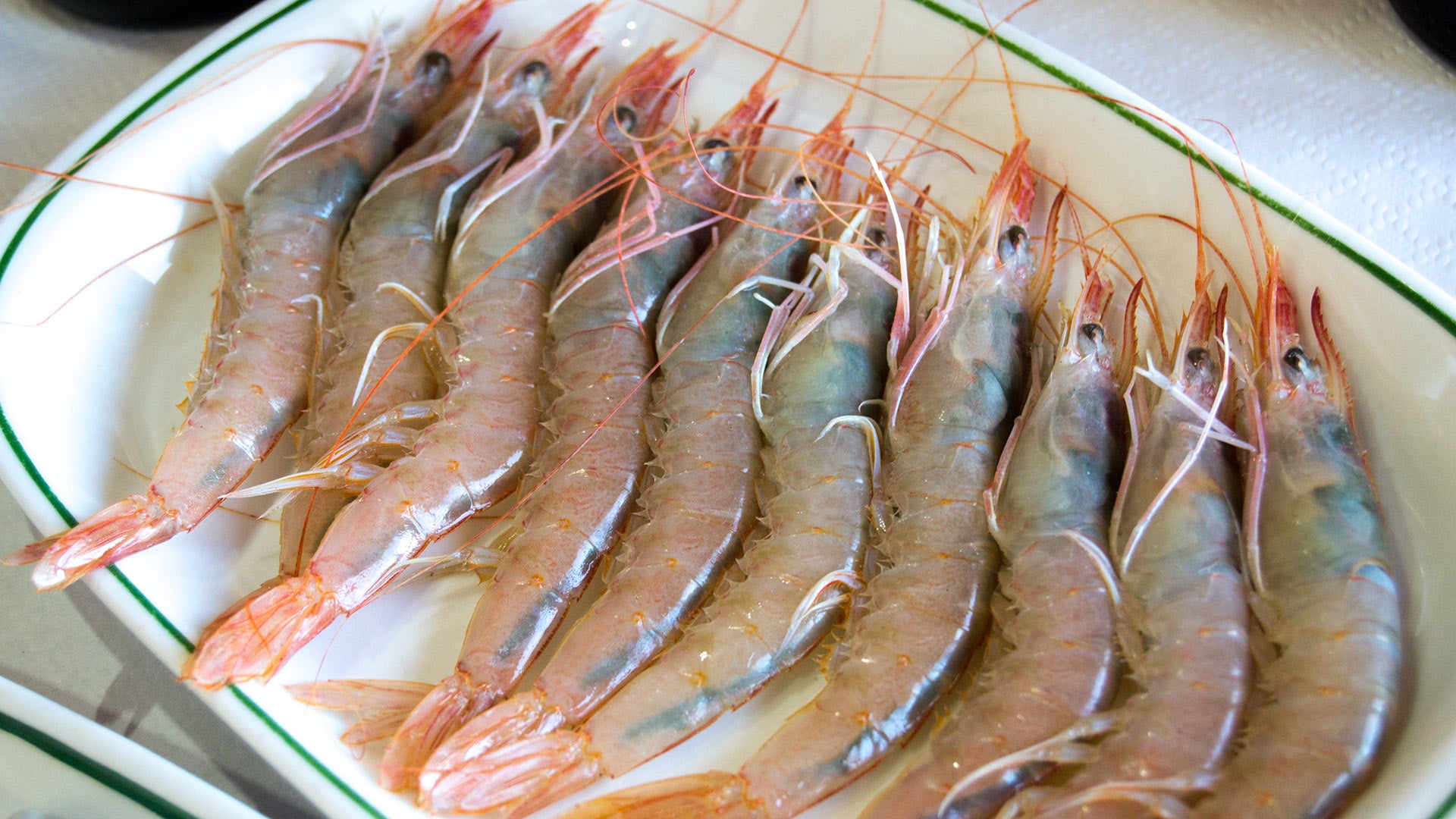 Dónde comer gambas blancas en Huelva