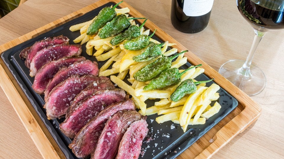 Cinco Jotas en el centro de Sevilla