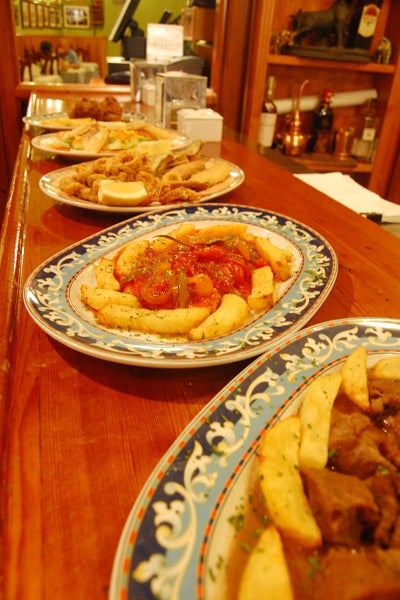 Comida andaluza en un mar de restaurantes 696. Comida andaluza en un mar de restaurantes