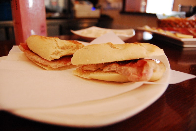 Un bar que no para de crecer 829. Un bar que no para de crecer