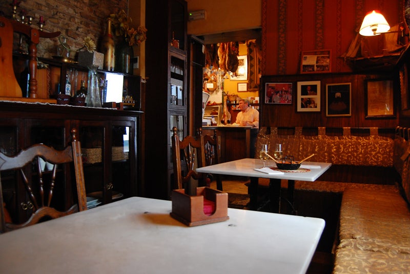 Abierta y recóndita, como Sevilla misma 1232. Abierta y recóndita, como Sevilla misma