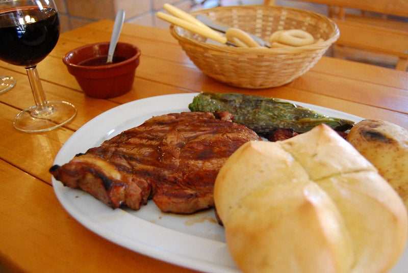Carne a la brasa en Alcalá de Guadaíra 1307. Carne a la brasa en Alcalá de Guadaíra