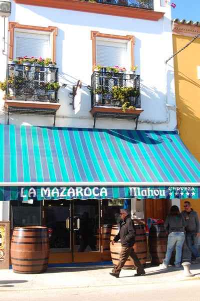 La vida plena de un bar