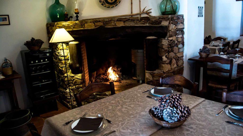 Casa Adriano en Alanís de la Sierra. Casa Adriano en Alanís de la Sierra