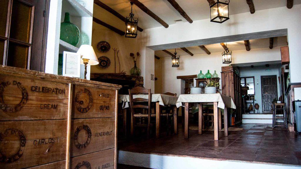 Casa Adriano en Alanís de la Sierra. Casa Adriano en Alanís de la Sierra