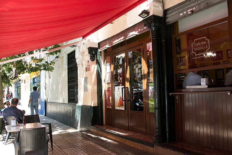 Arte fuera de la plaza 2115. Arte fuera de la plaza