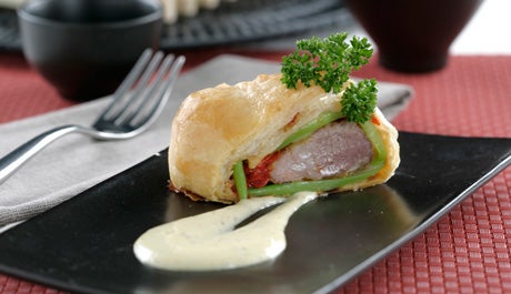 Hojaldre de presa con pimientos - Gurmé