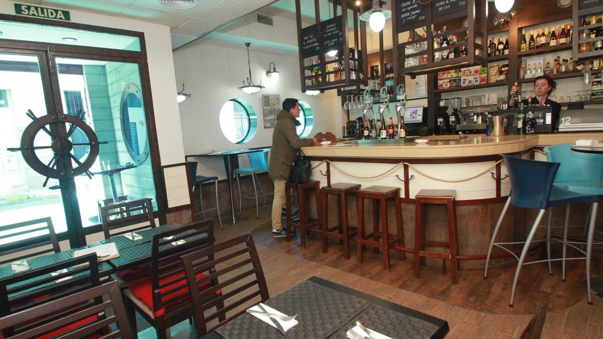 SEVILLA. 17/02/16. Restaurante 12 Tapas. FOTOS: ROCIO RUZ. ARCHSEV