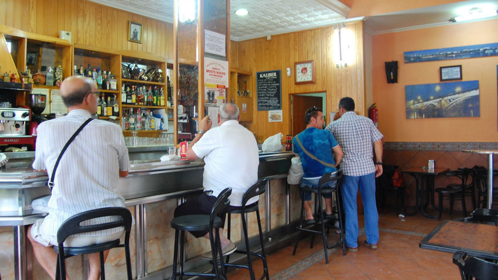 Los Palacios (Pedro Salvador): «Tapas con barrio dentro»