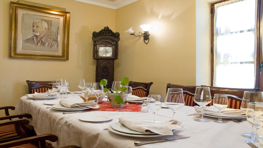 OLYMPUS DIGITAL CAMERA. 