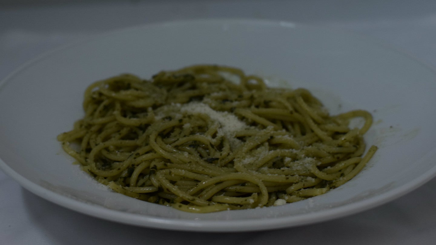 Espaguetis al pesto