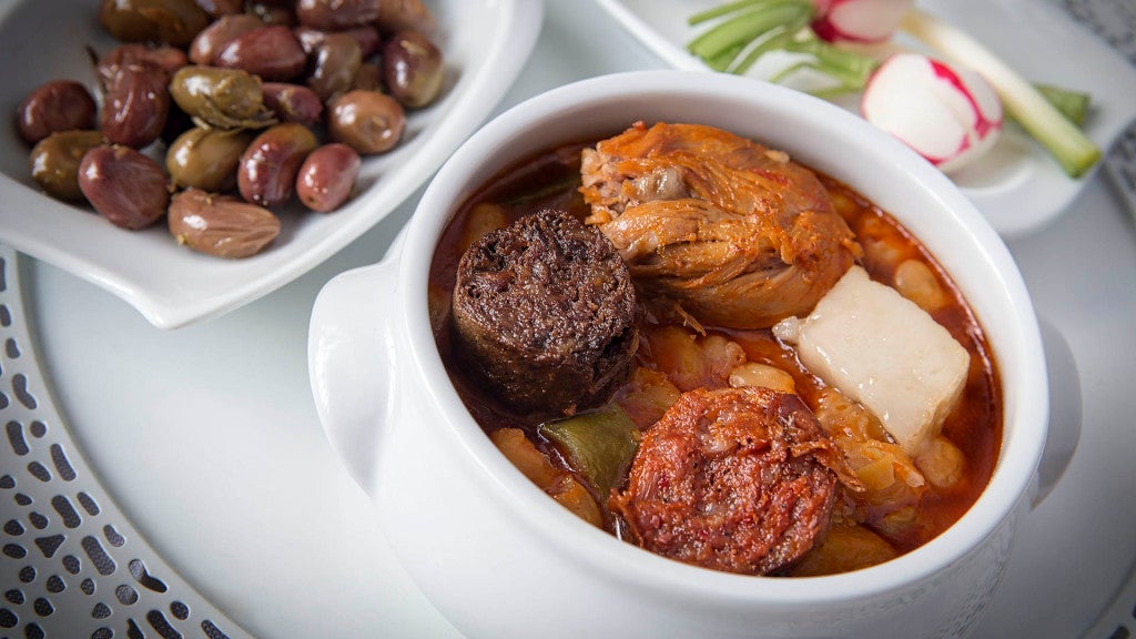 La Abuela María en Utrera cocido-de-berzas. 