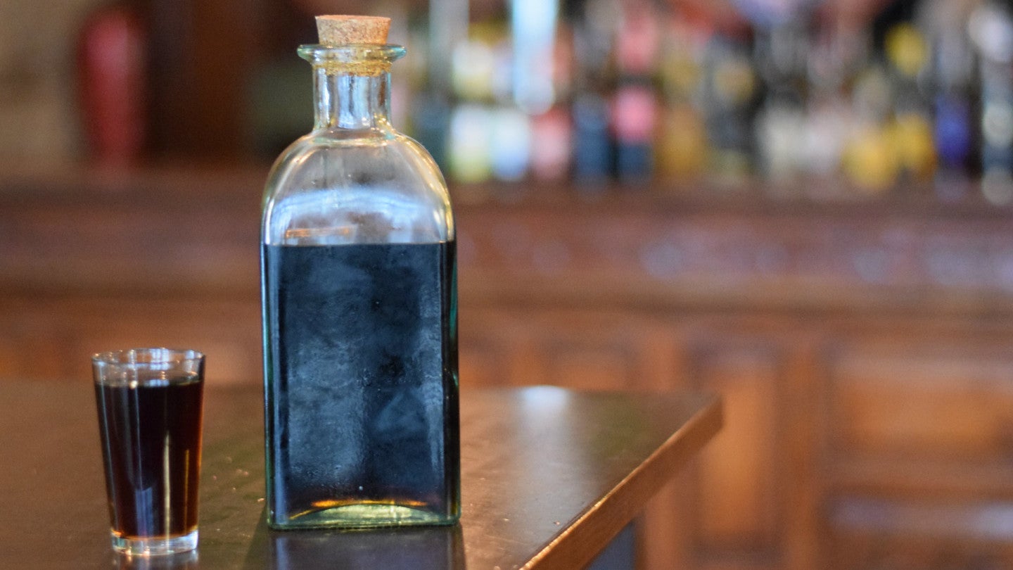 bodega la aurora: restaurantes míticos Sevilla