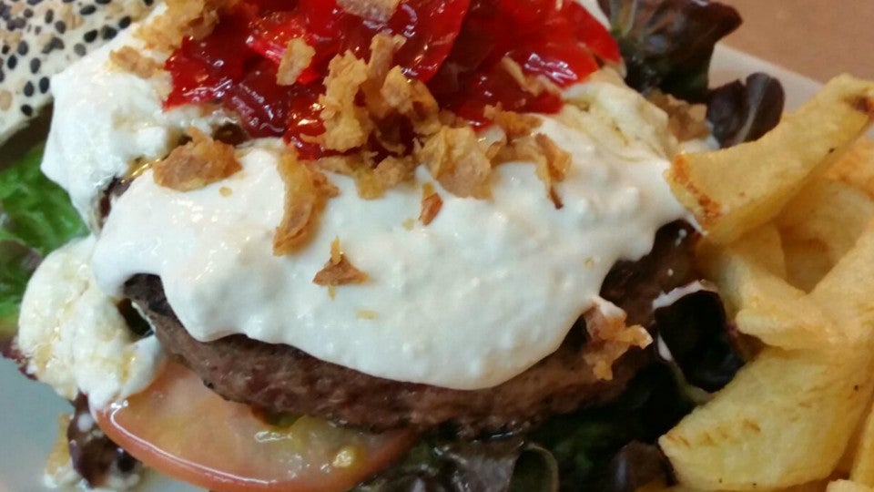 Hamburguesa del Bar Mega