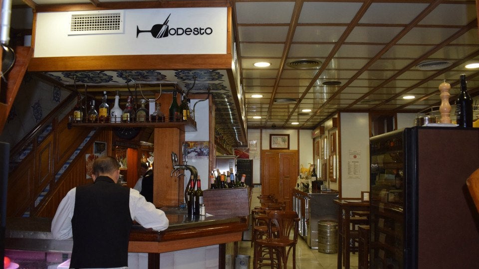 restaurante modesto