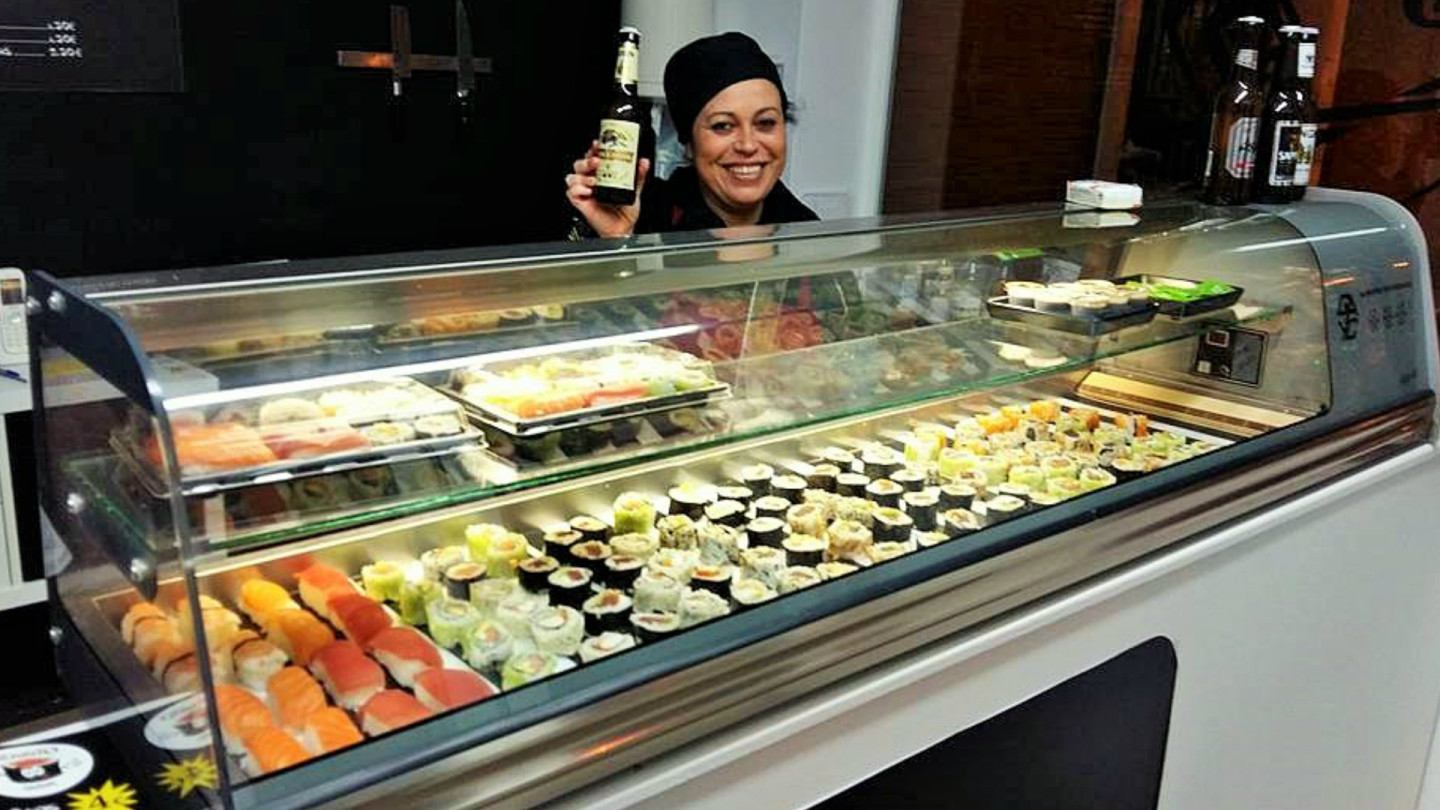 akashito sushi esperanza delgado