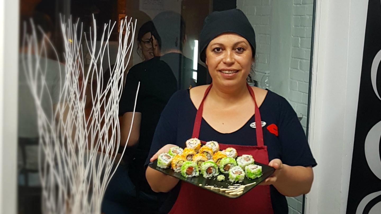 Esperanza Delgado, socia y gerente de Akashito Sushi