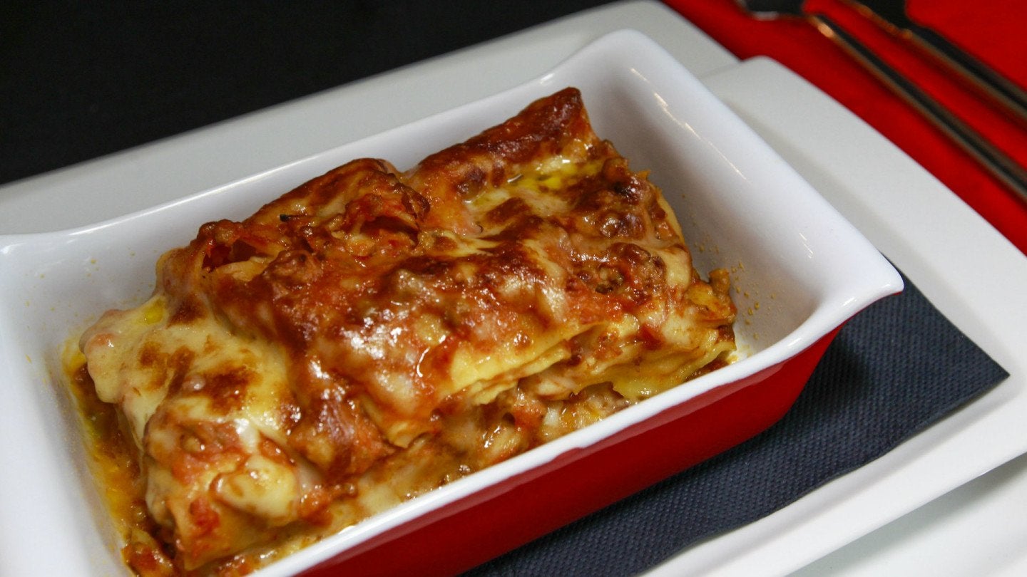 Lasaña a la boloñesa come in casa