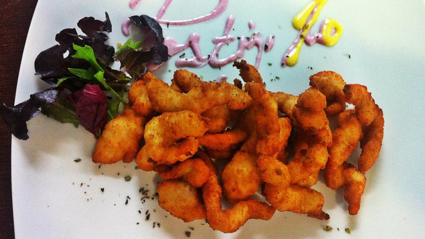 Tiras de pollo crujiente con salsa de miel y mostaza postigo 10