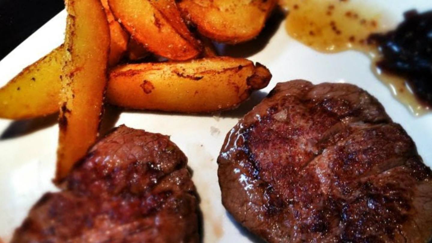 Solomillo de cerdo al Pedro Ximénez gazuza