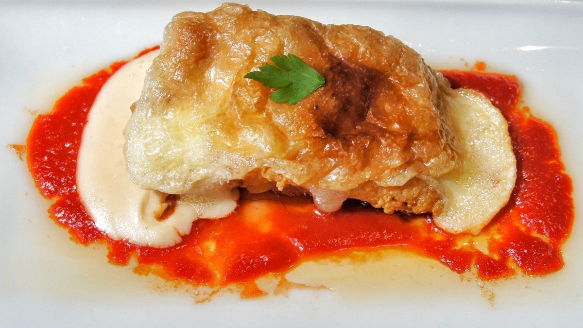 Bacalao gratinado con salsa de tomate| Foto: El Picoteo