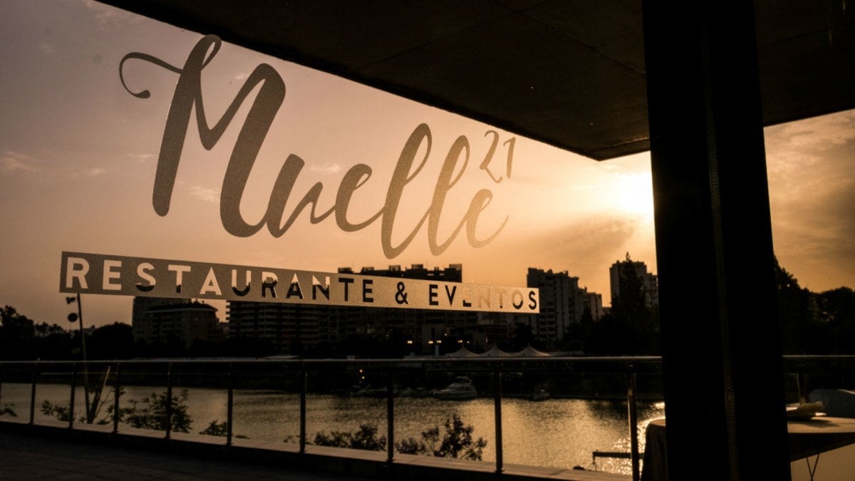 Vistas de Muelle 21: restaurantes con vistas al río