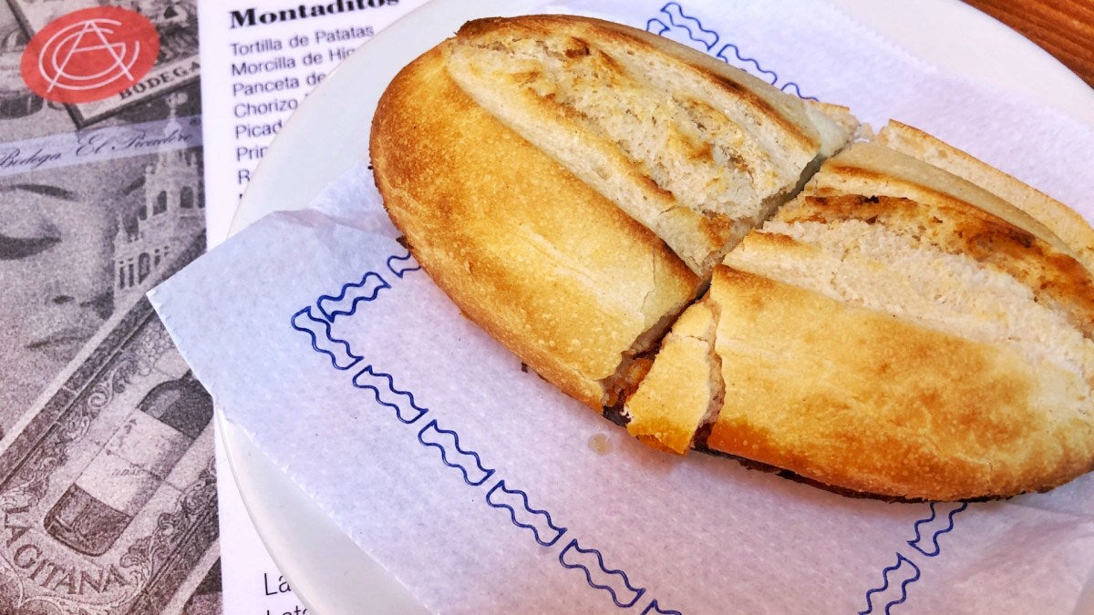 Montadito de chorizo picante| Foto: Fran Moreno