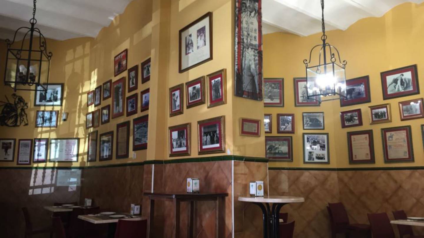 Interior del bar desde la barra |Foto: Bar Taquilla