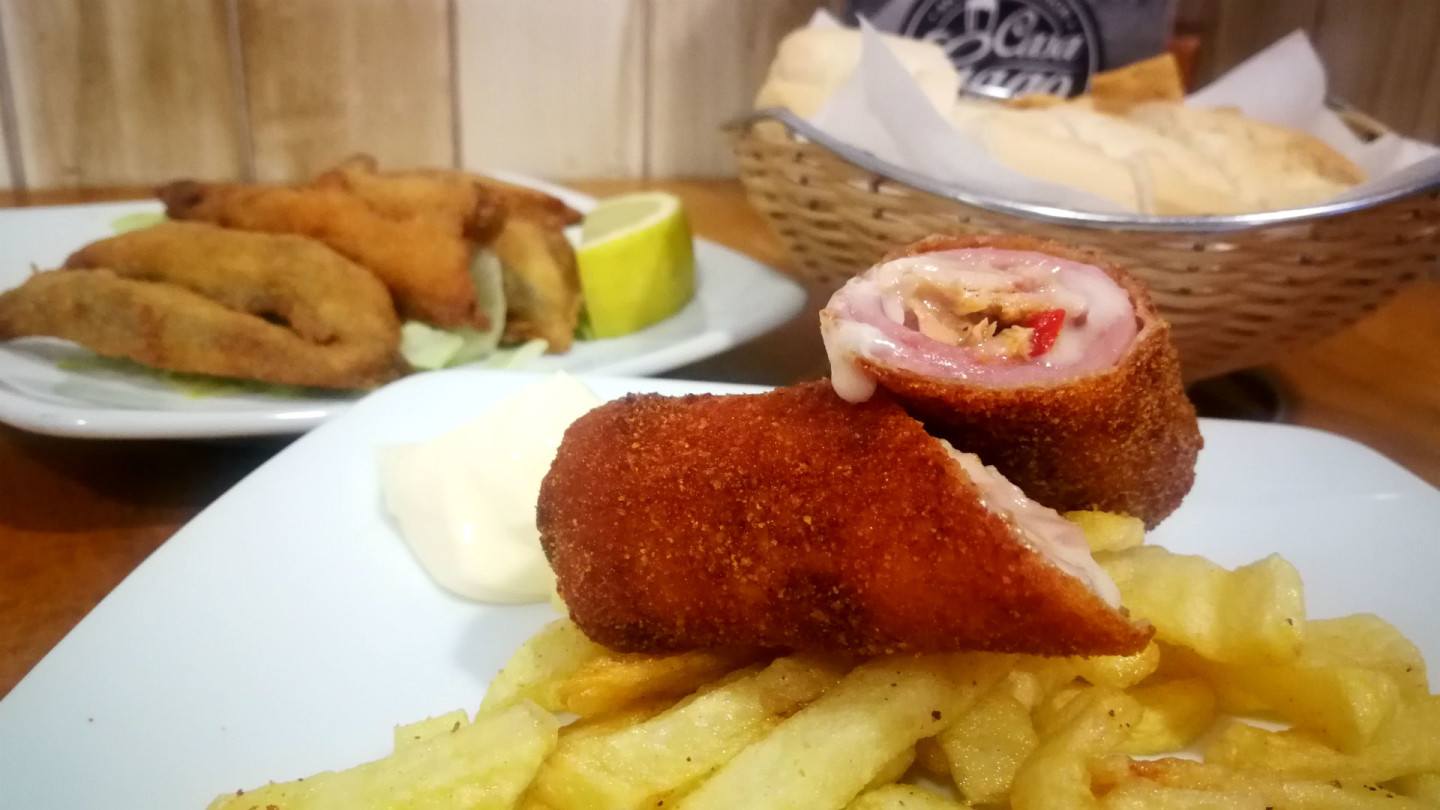 Flamenquín de Melva y boquerones Foto: Macarena Torres