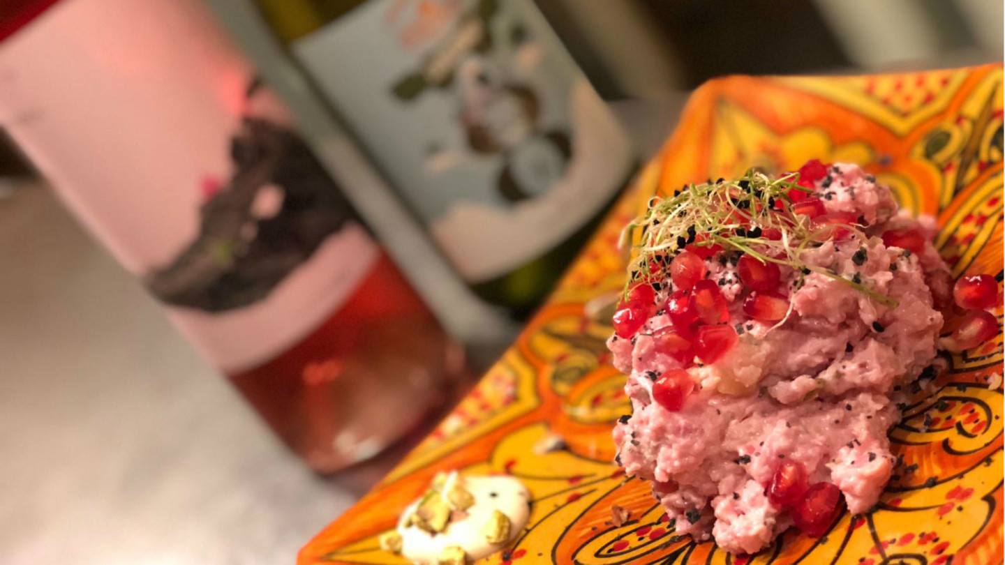 Ensaladilla de cola de langosta y emulsión de mango | Foto: Mil Caras