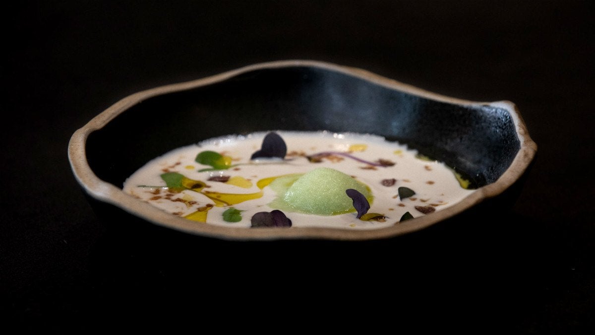 Un ajoblanco reinterpretado