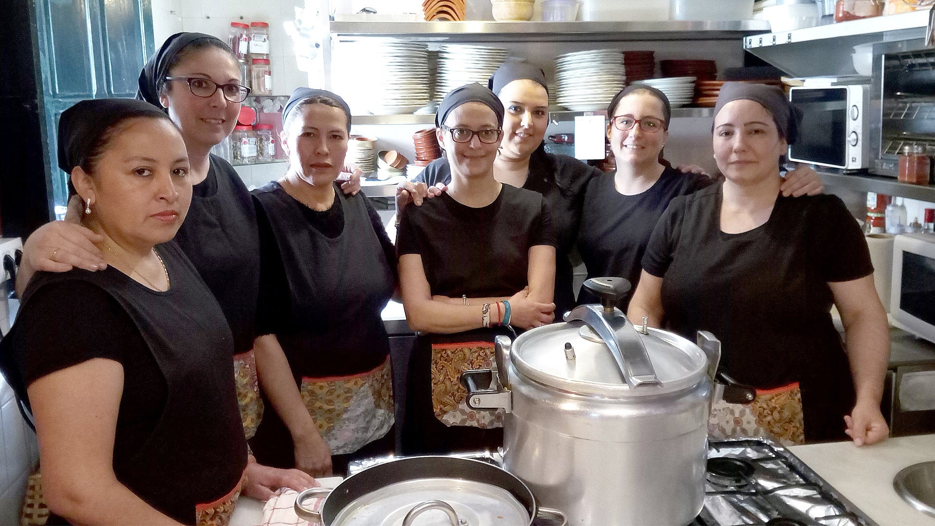 Mujeres con la sartén por el mango en la hostelería sevillana
