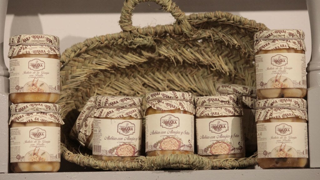 Abacería El Sereno en el centro de Sevilla. Abacería El Sereno en el centro de Sevilla