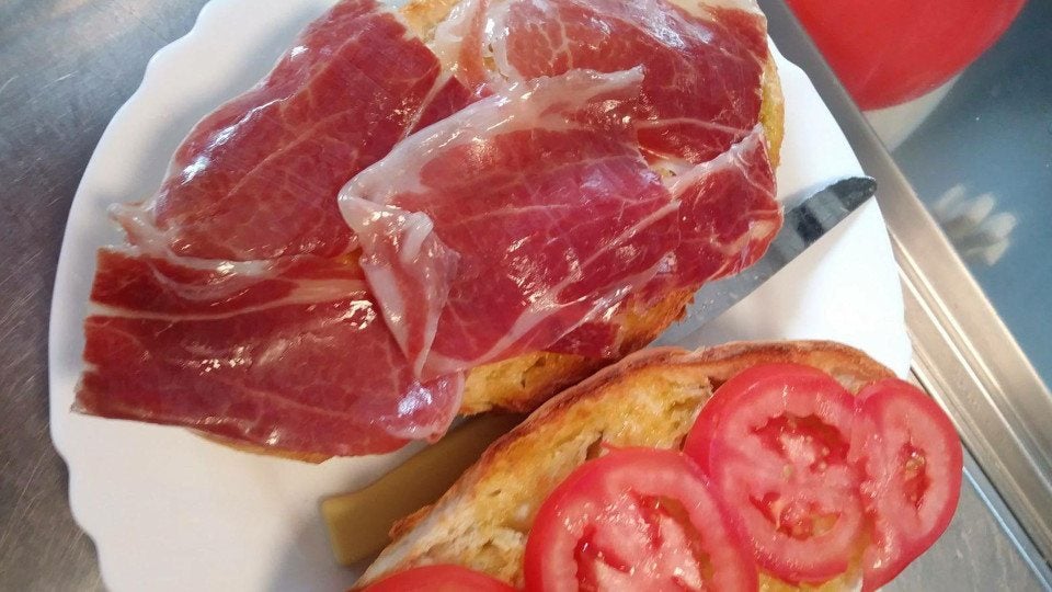 el-comercio-tostada-jamon-sevilla
