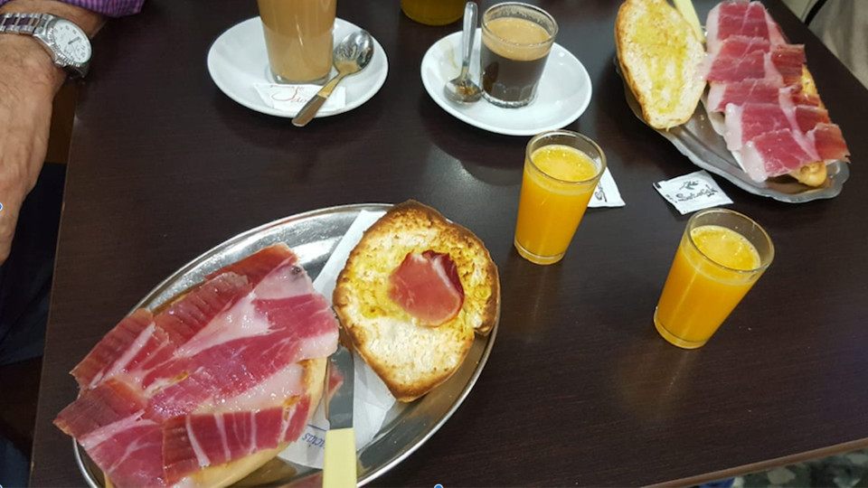 tostada-jaman-pasaje-luis-montoto