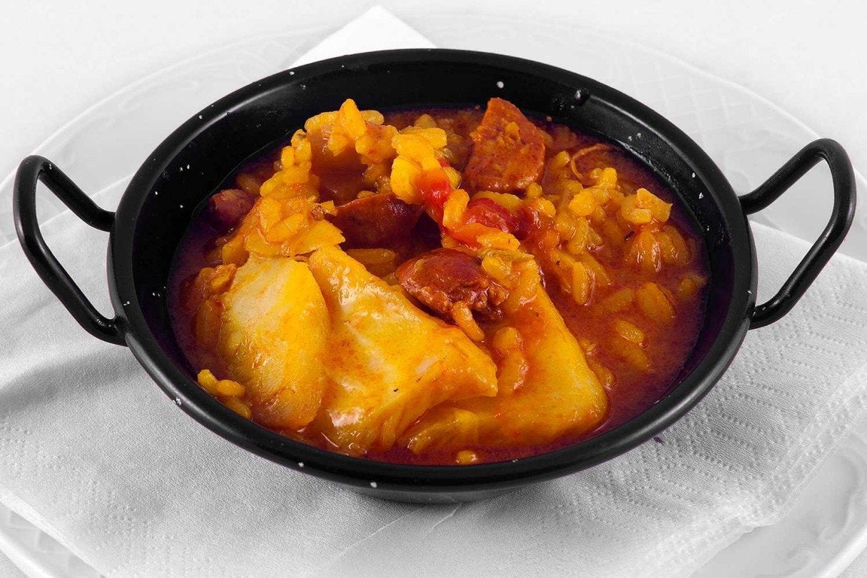 arroz-con-bacalao-del-restaurnate-sociedad-plateros-de-maria-auxiliadora