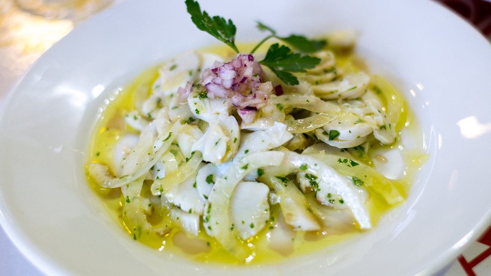 Huevos de choco aliñados de El loco de Sanlúcar