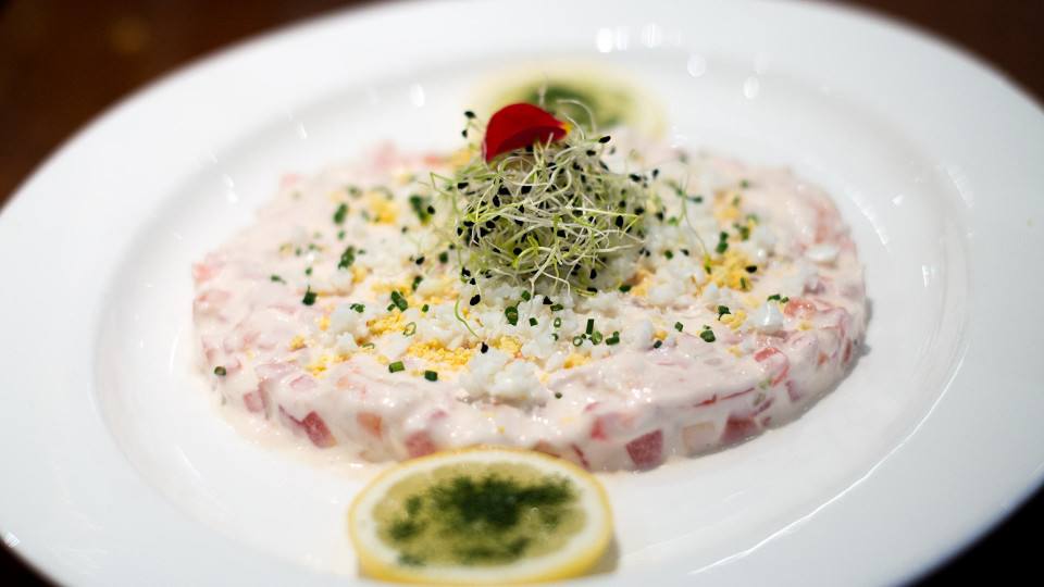 Picadito de tomate con gambas de Jaylu