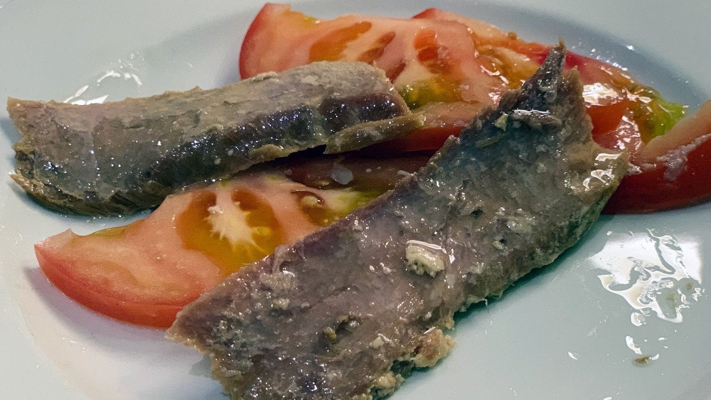 Tomate aliñado con melva en La Monumental de Sevilla