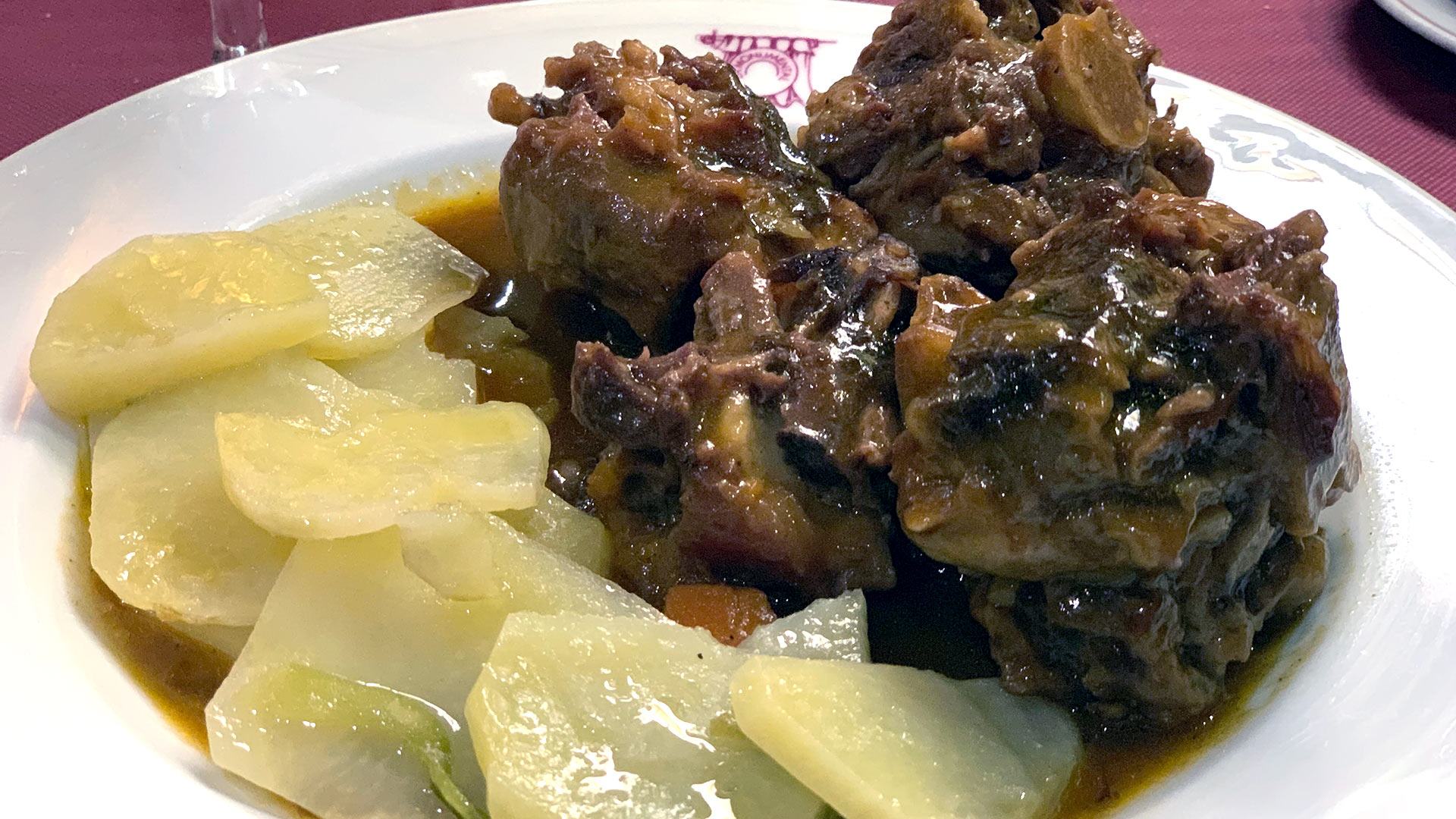 La Monumental: «Hasta el rabo, todo es toro»