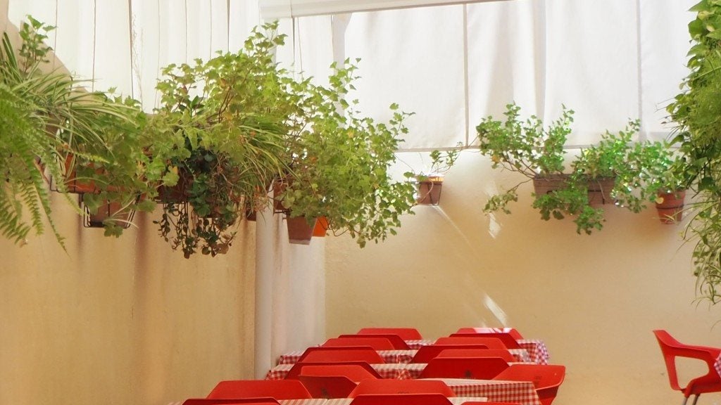 Pizzeria Triestre Gines. Pizzeria Triestre Gines