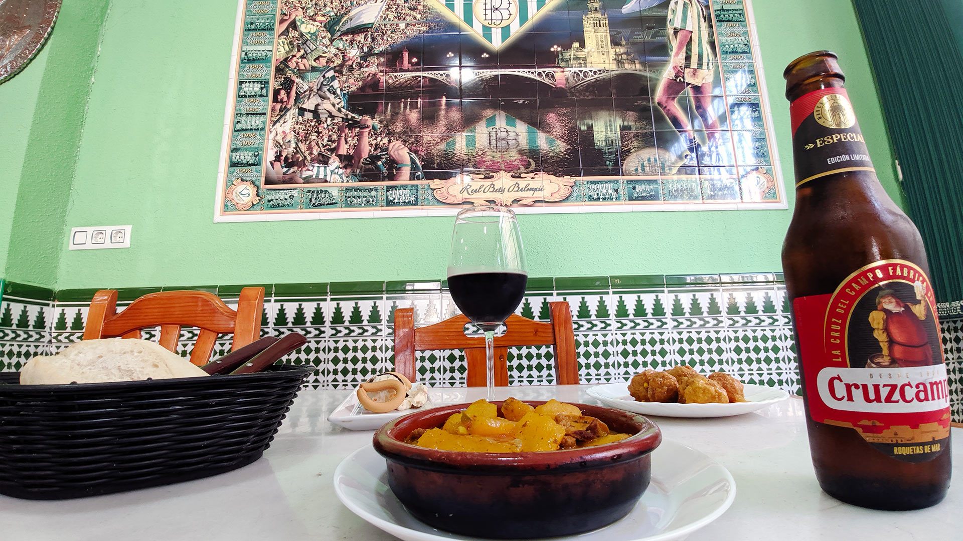 Así se come en la Peña Bética Rafael Gordillo