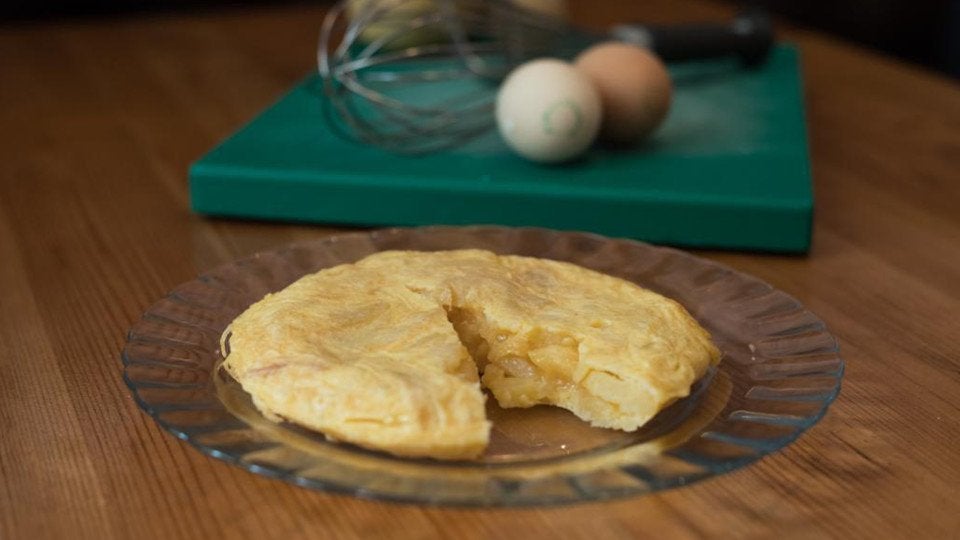 la-cayetana-tortilla-de-patatas-al-momento