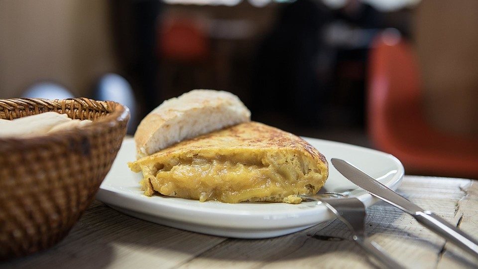 lateral-tortilla-de-patatas-al-momento