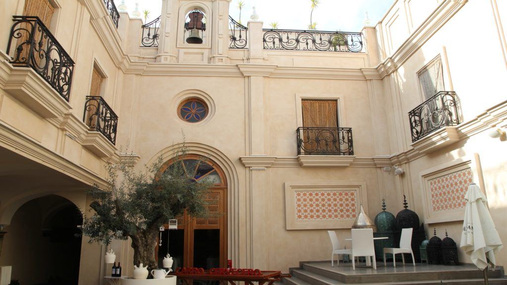 CASA MORAL_ LOS PALACIOS (21). 